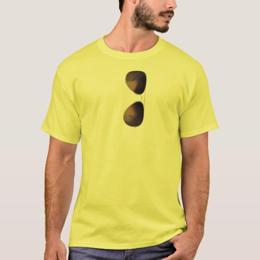 サングラスのティー Tシャツ (正面)