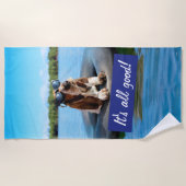 サングラスのバセット·ハウンド ビーチタオル (正面)