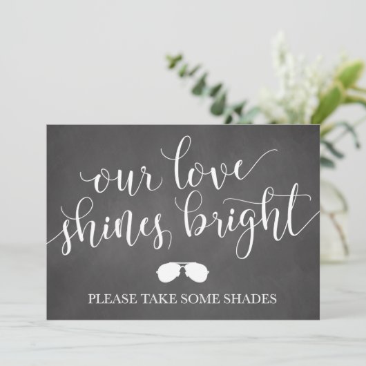 サングラスはサインを好む – 私たちの愛は明るく輝く (スタンド正面)