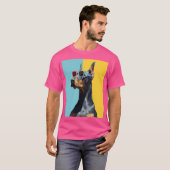 サングラスをかけたクールなドーベルマン Tシャツ (正面フル)