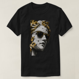 サングラスをかけたクールな彫像 – 現代風の古代の知恵 Tシャツ