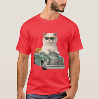 サングラスをかけた白猫の運転する Tシャツ