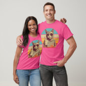 サングラスをかけた親指を立てたかっこいい猫 Tシャツ (ユニセックス)