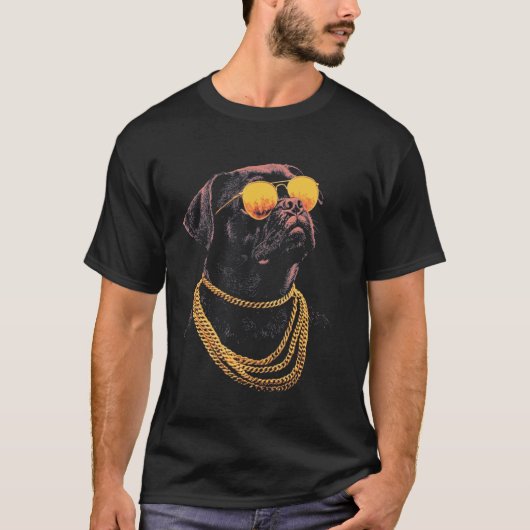 サングラスをかけた黒いパグ Tシャツ (正面)