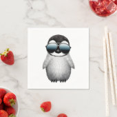 サングラスをかけている可愛いベビーペンギン スタンダードカクテルナプキン (インサイチュ)