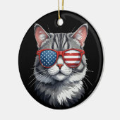 サングラスをかけている猫アメリカ国旗7月C日4日 セラミックオーナメント (左)