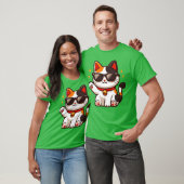サングラスをかけ手を振る自信に満ちた猫 Tシャツ (ユニセックス)