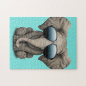 サングラスをかぶったカワイイベビーゾウ ジグソーパズル (横)