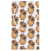 サングラスをかぶったフクロウ スモールペーパーバッグ (裏面)