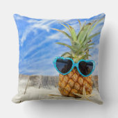 サングラスを持つ熱帯パイナップル クッション (正面)