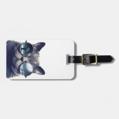 サングラスを持つ猫 ラゲッジタグ (正面横)