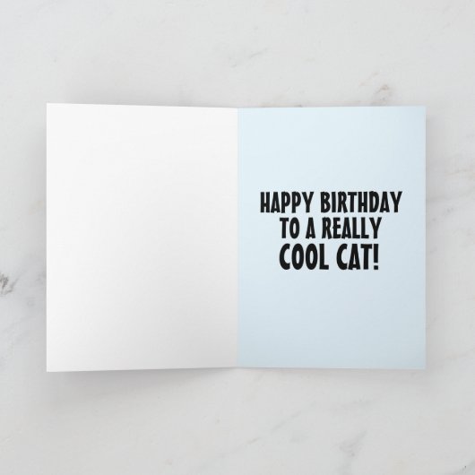 サングラスを着用した猫誕生日カードカード カード (内部)