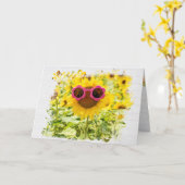 サングラスオンサンフラワー誕生日カード カード (黄色い花)