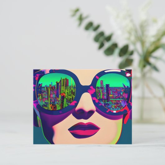 サングラスカラフルシティ・リフレクションのアートウーマン ポストカード (スタンド正面)