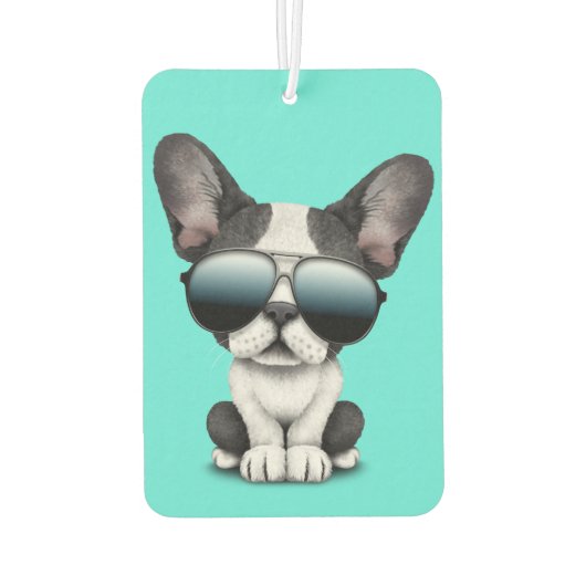 サングラスフランスのをかけている可愛いブルドッグの子犬 カーエアーフレッシュナー (裏面)