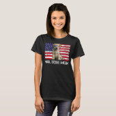 サングラスマルチーズママ国旗アメリカ犬 Tシャツ (正面フル)