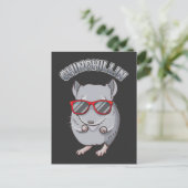 サングラス付きかわいいげっ歯類チンチラ ポストカード (スタンド正面)