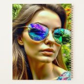 サングラス反射する花を持つ美しい少女 プランナー手帳 (裏面)