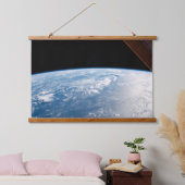 サングリントが太平洋の水を海する 吊り下げ型タペストリー (寝室)