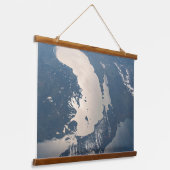 サングリントビームスオフミシガン湖 吊り下げ型タペストリー (傾斜あり)