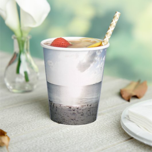 サングローリーアットザビーチ 紙コップ (インサイチュ)