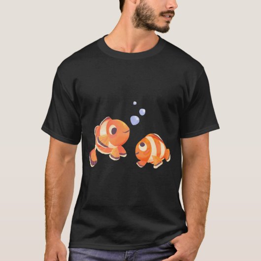 サンゴとクマノミの泳ぎ Tシャツ (正面)