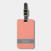 サンゴとグレーのクローバーパーソナライズされた模様 ラゲッジタグ (正面縦)