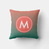 サンゴとティール(緑がかった色)ビーチサンセットカラーブレンドモノグラム クッション (裏面)