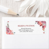 サンゴとピーチウォーターの色のフローラ結婚のアドレス ラベル (インサイチュ)