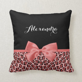 サンゴとブラックジャガーのプリント、名前の付いたかわいい弓 クッション