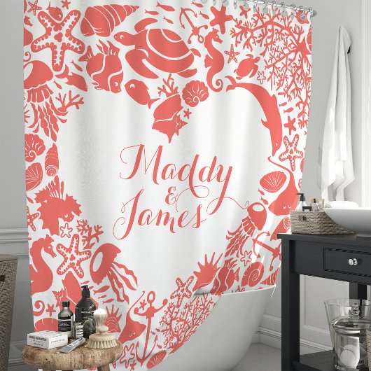 サンゴの海の生き物ハートカプルモノグラム シャワーカーテン