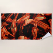 サンゴまたは暗いサケを破壊し、黒い背景 ビーチタオル (正面)