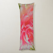 サンゴエレガントとピンクの装飾ダリア ボディピロー (裏面 (縦))