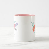 サンゴカスタマイズピンクの水彩花束 ツートーンマグカップ (中央)