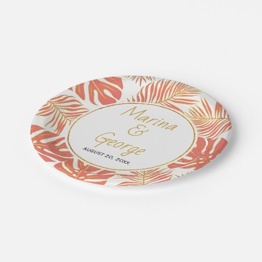 サンゴモダンと金ゴールドのトロピ葉カル結婚と ペーパープレート (アングル)