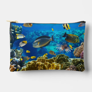 サンゴ礁の熱帯魚の写真 アクセサリーポーチ