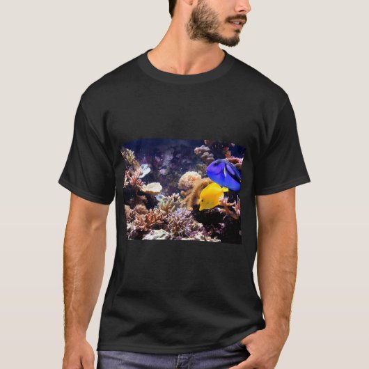 サンゴ礁の熱帯魚 Tシャツ (正面)