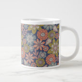 サンゴ色、青、緑の花の開花と花ざかり ジャンボコーヒーマグカップ (右)
