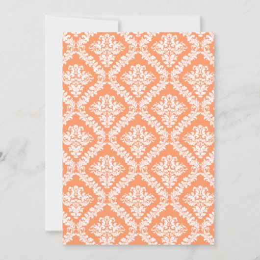 サンゴ、白、灰色のダマスクの結婚式リハーサルディナー 招待状 (裏面)