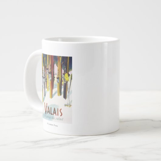 サンシャインの国-スキーが雪の中に立つ ジャンボコーヒーマグカップ (正面左)