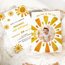 サンシャインの2歳の誕生日、太陽の下で楽しく過ごそう