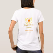 サンシャインイエローオレンジの誕生日ボヘミアン Tシャツ (裏面)