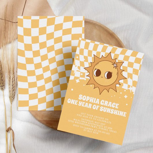 サンシャインイエローグルーヴィーの1歳の誕生日 招待状