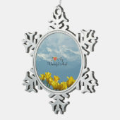 サンシャインイエローチューリップス スノーフレークピューターオーナメント (右)