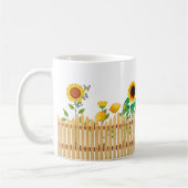 サンシャインイエローフラワーズアンドガーデンフェンス自然 コーヒーマグカップ (左)