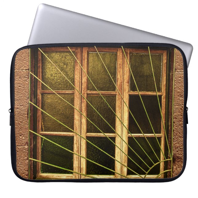 サンシャインスクエアウィンドウ@ Funchal （ポルトガル） ラップトップスリーブ (正面)