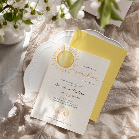 サンシャインレインボーベビーシャワーの小さな光線 招待状