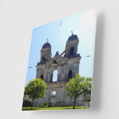 サンジャンダンジェリー修道院。 スクエア壁時計 (傾斜)