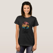 サンセットでくつろぐネコ ビーチサマー Tシャツ (正面フル)