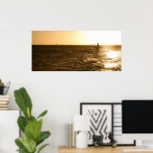 サンセットでサーファー – オアフ，ハワイ ポスター (ホームオフィス)